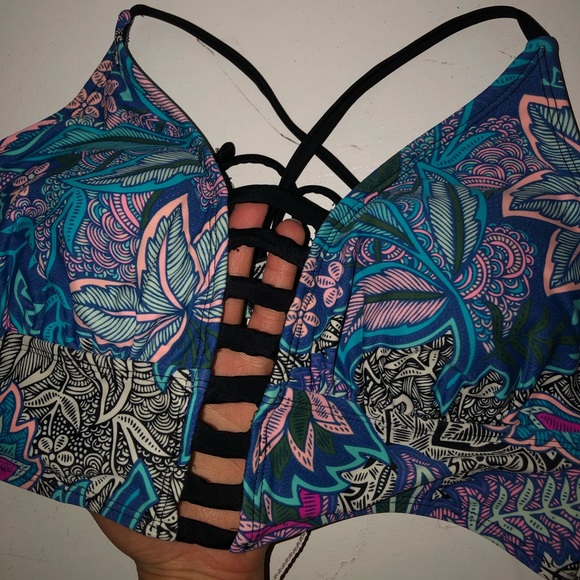 Patterned bikini top - Picture 1 of 3